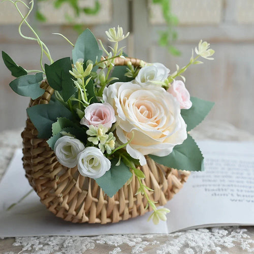 panier en rotin tissé pour rangement et décoration intérieure - vue 4 sur 8