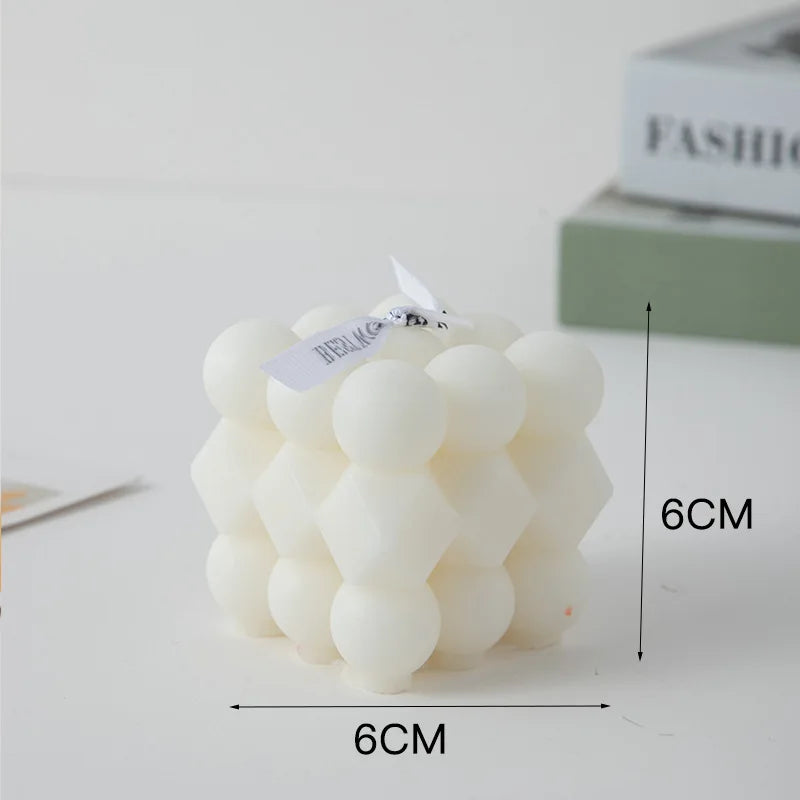 bougie parfumée big cube pour décoration moderne et aromathérapie - vue 27 sur 39