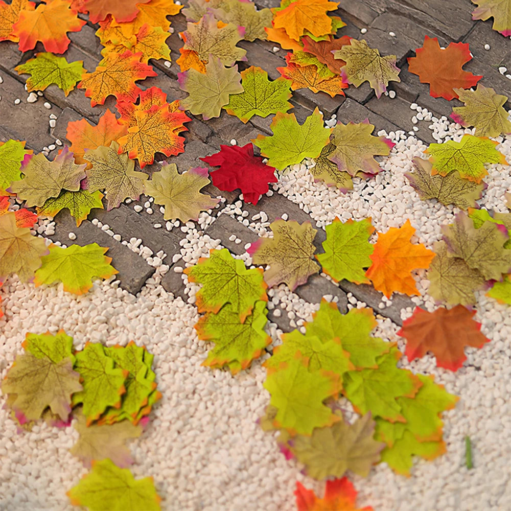 lot de 50 feuilles d'érable artificielles pour décorations d'automne - vue 6 sur 11
