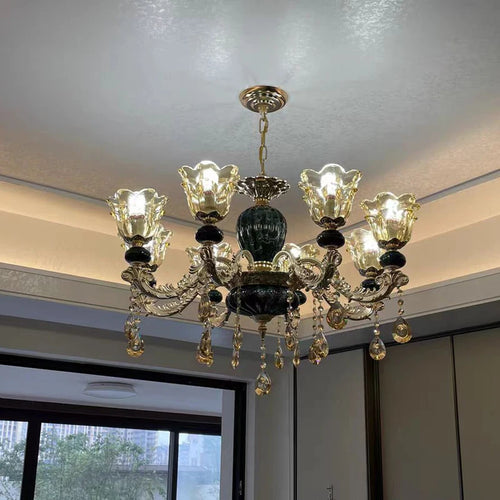 lustre en cristal léger pour décoration élégante et raffinée - vue 7 sur 15