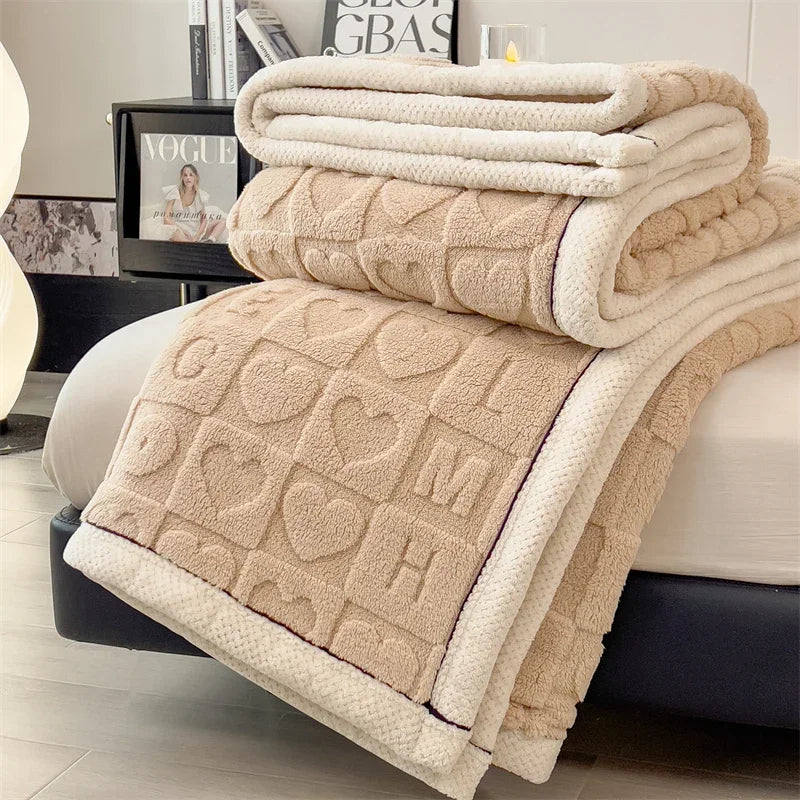 Plaid polaire épais motif coeur pour canapé lit - vue 4 sur 6