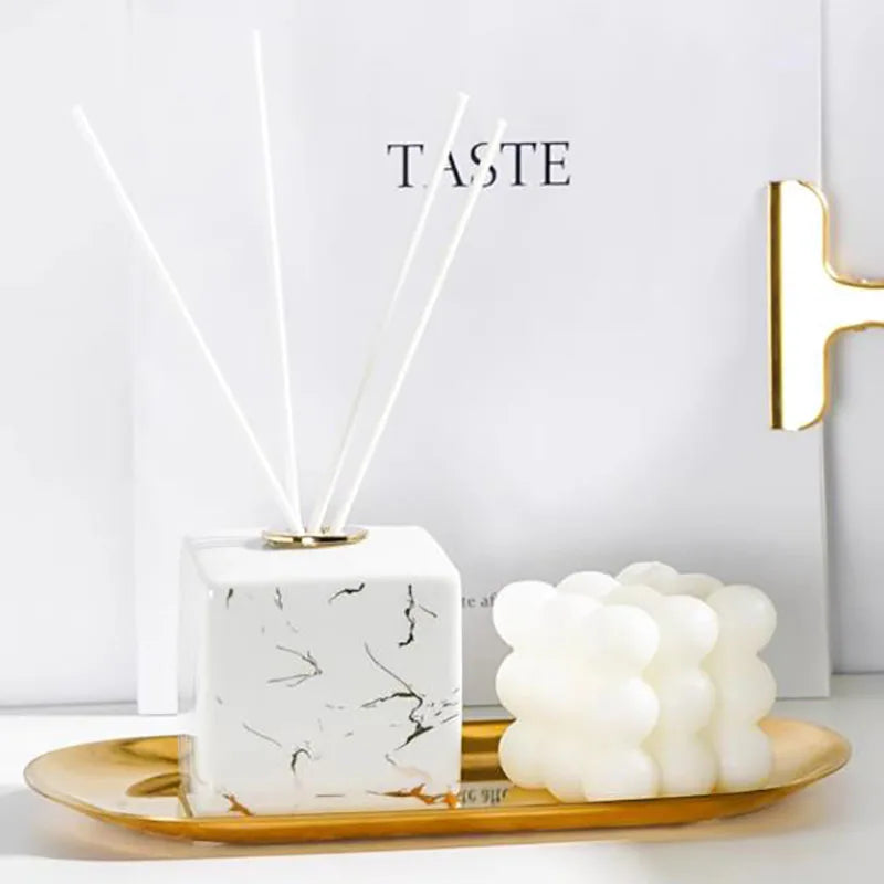 bouteille en céramique pour désinfectant et gel douche - vue 6 sur 26