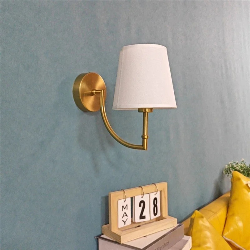 applique murale moderne nordique avec abat-jour en lin - vue 4 sur 10