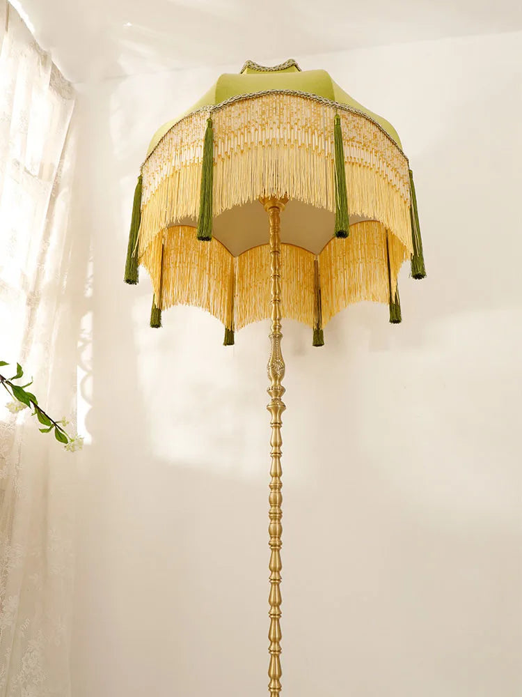 Lampadaire LED vintage cuivre français d'angle