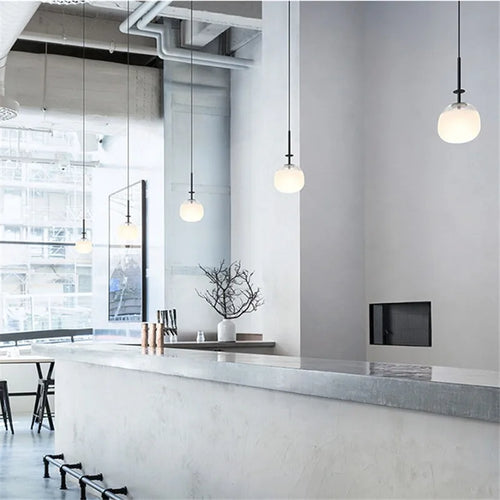 suspension tempo design en verre pour espace moderne - vue 3 sur 9