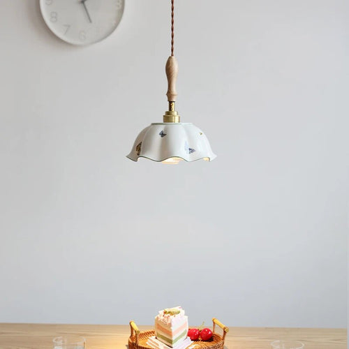 Suspension design led papillon céramique et bois