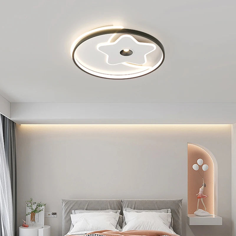 plafonnier design minimaliste pour un éclairage d'ambiance élégant