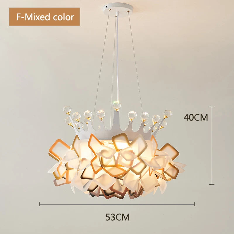 lustre romantique en cristal pour une décoration moderne
