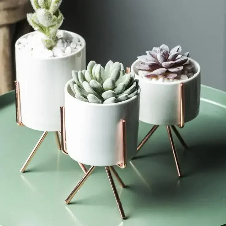 pot de fleurs en céramique avec support en fer doré - vue 4 sur 9