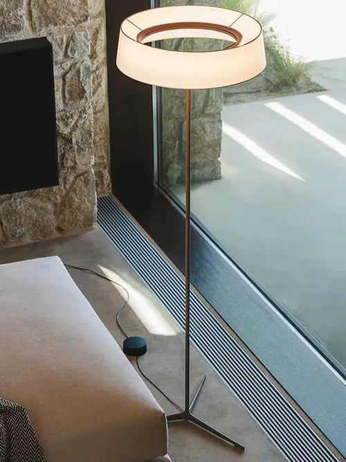Lampadaire minimaliste de styliste italien - vue 5 sur 8