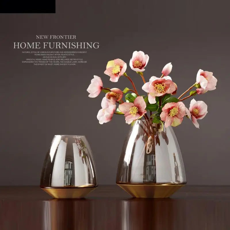 vase en verre moderne avec base métallique pour décoration florale - vue 4 sur 9