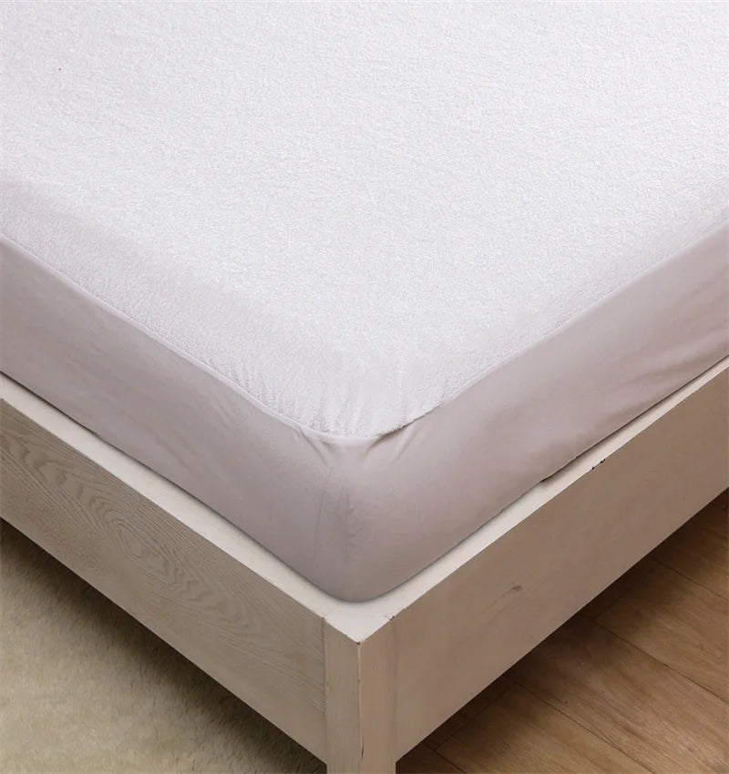 protege matelas impermeable en tissu eponge doux pour lit double queen king