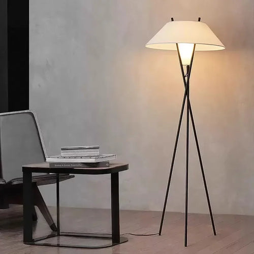 lampadaire led moderne avec interrupteur au pied pour décoration maison