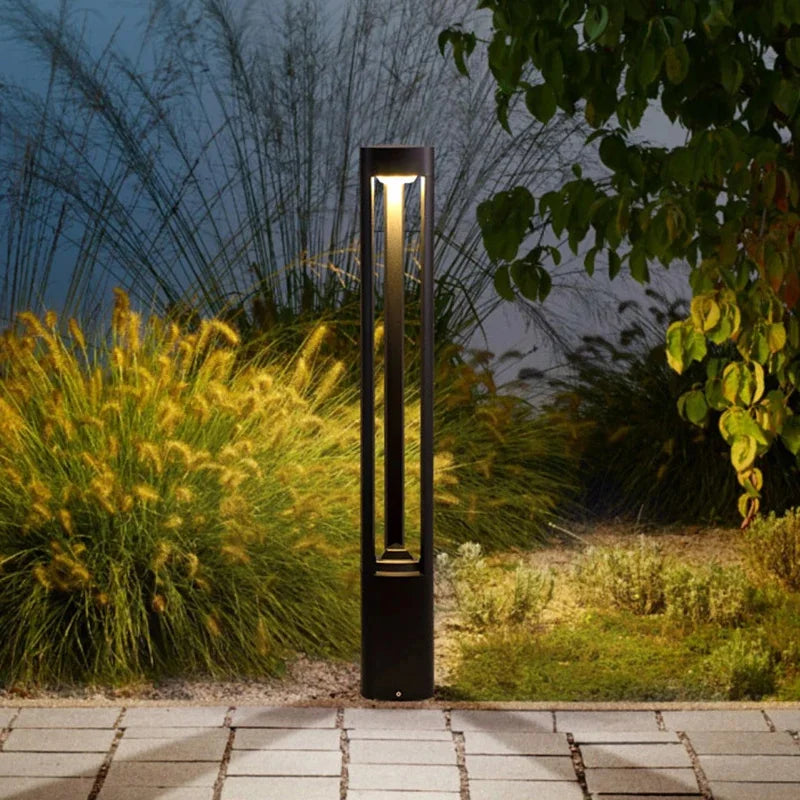 borne lumineuse led pour éclairage extérieur jardin terrasse et allée