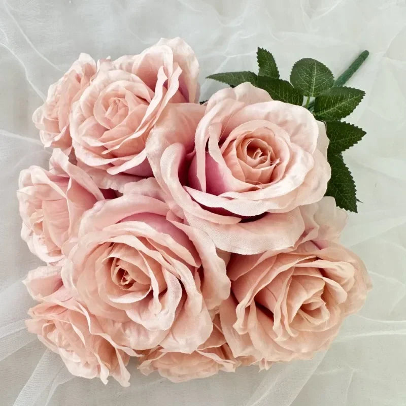 bouquet de roses artificielles en soie pour décoration intérieure - vue 20 sur 28