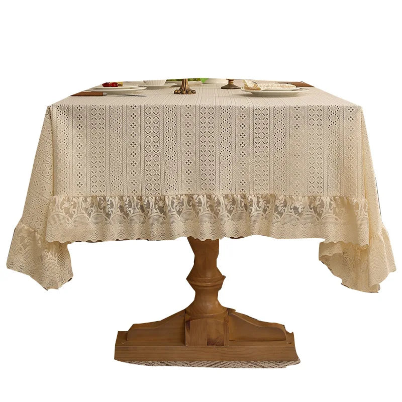 Nappe vintage jacquard bordure dentelle style nordique table