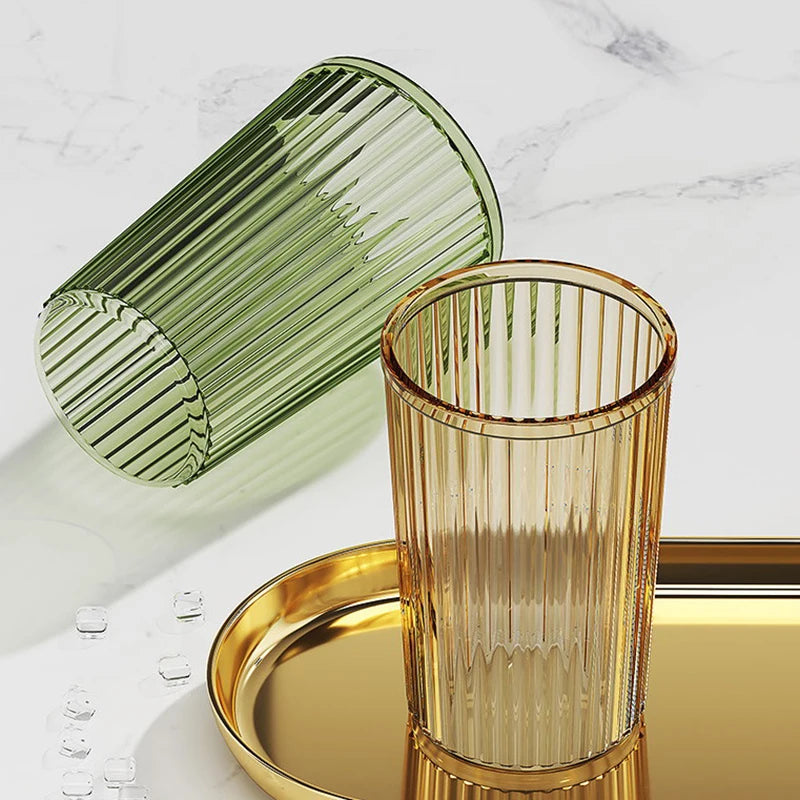 gobelet en acrylique pour brosse à dents accessoire de salle de bain élégant - vue 7 sur 10