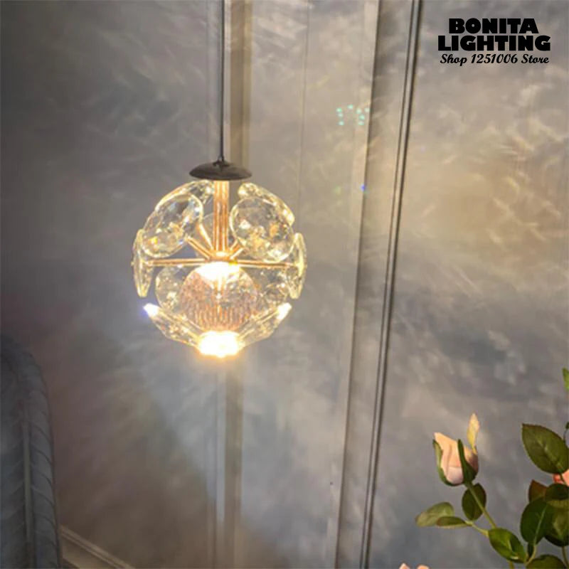 suspension moderne de luxe avec design en diamant lumineux - vue 3 sur 9