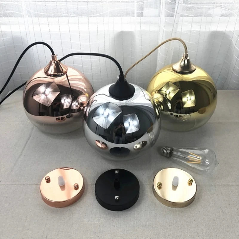 Suspension boule moderne en verre avec lampes à led