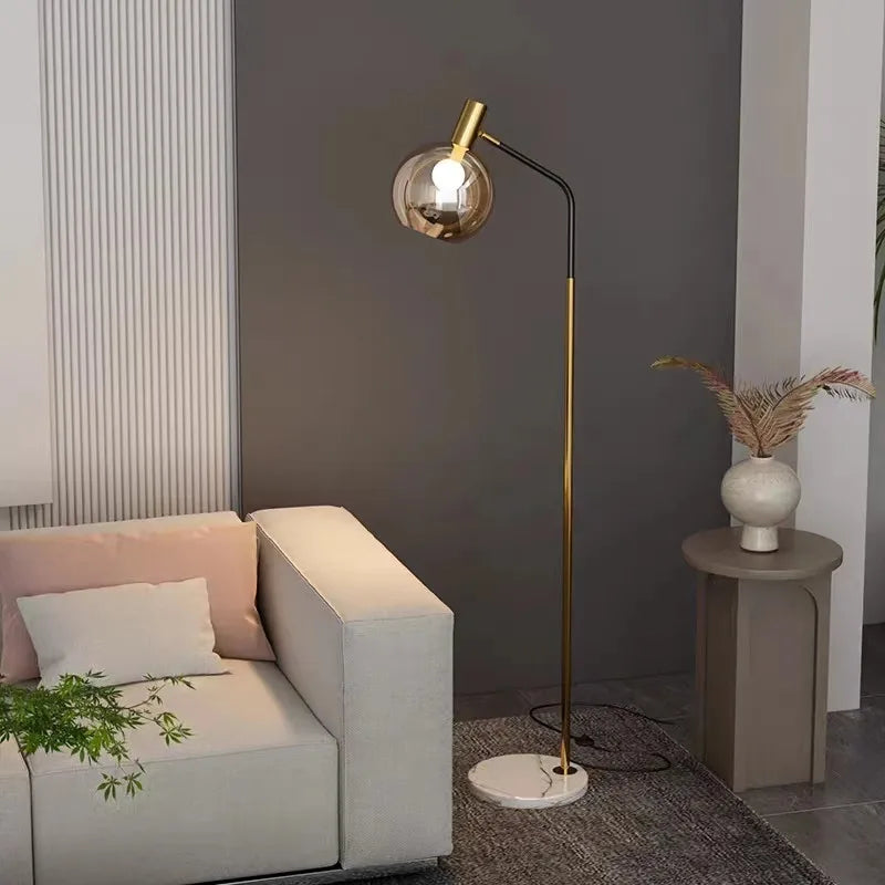 lampadaire doré et noir en métal et verre élégant - vue 4 sur 9