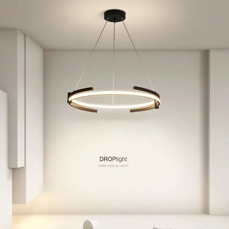 Plafonnier LED suspendu au design moderne