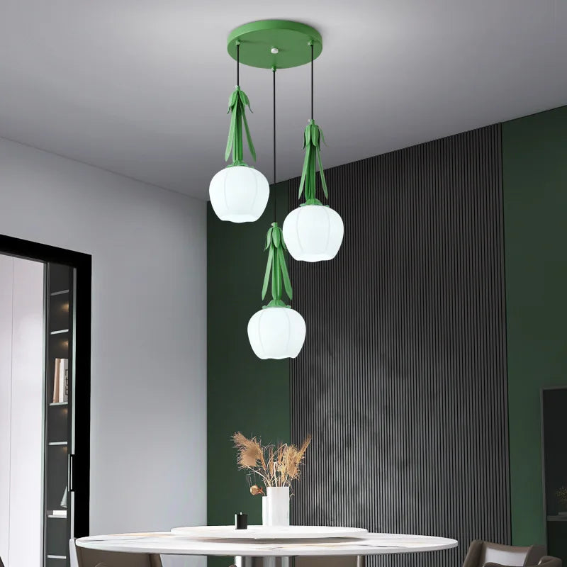 lustre art déco en verre avec abat-jour floral suspendu - vue 3 sur 11