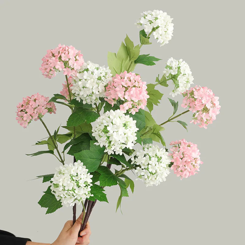 bouquet d'hortensias artificiels en soie pour décoration de mariage - vue 4 sur 13