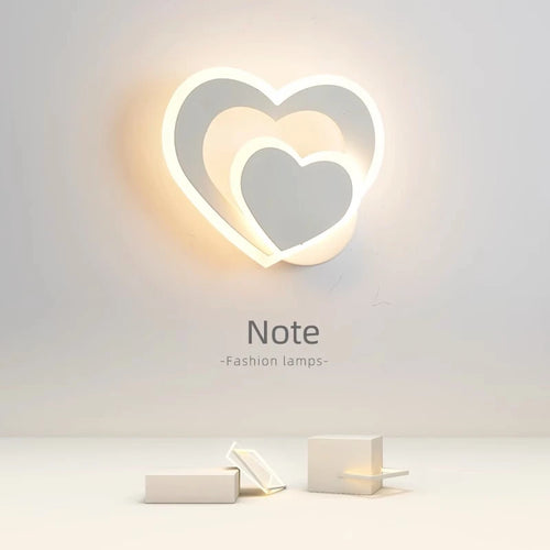 LED heart-shaped wall lamp, simple Nordic love wall lamp, creative bedroom, living room, corridor, background wall, bedside lamp - vue 2 sur 12