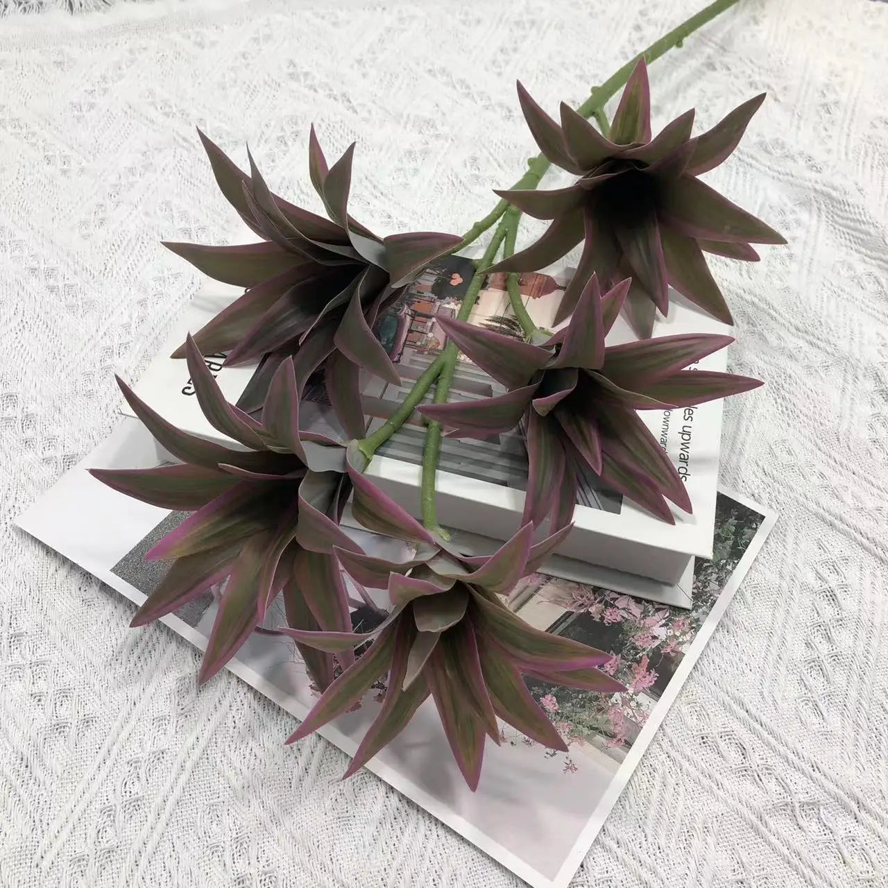 plante tropicale en pot avec palmier et bambou décoratif - vue 7 sur 18