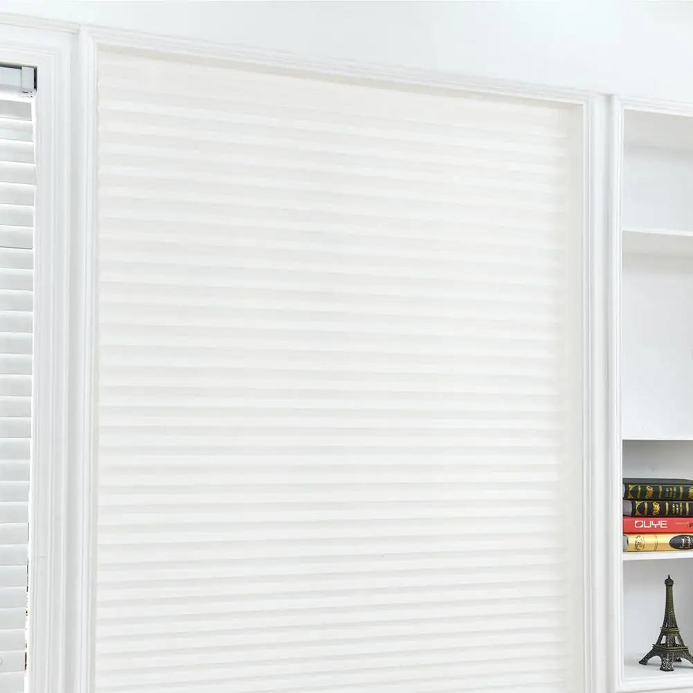 Store plissé auto adhesif occultant fenetre salle bain - vue 3 sur 6