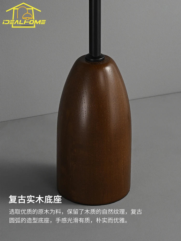 lampe de sol en bois tissé herbe médiévale minimaliste wabi-sabi - vue 5 sur 7