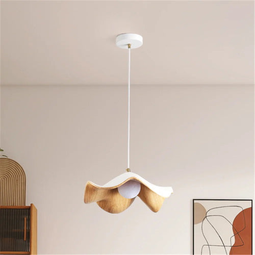 suspension en fer et bois style cottage nordique pour restaurant et loft - vue 7 sur 8