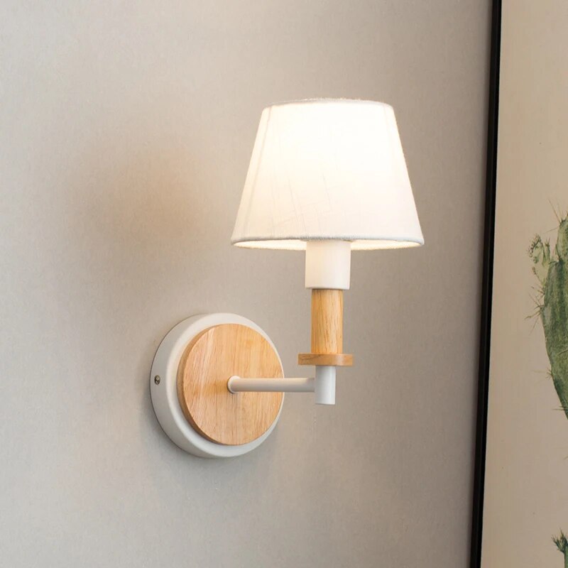 Applique Murale LED  Nordique Bois Massif et abat-jour en Tissu - vue 3 sur 10