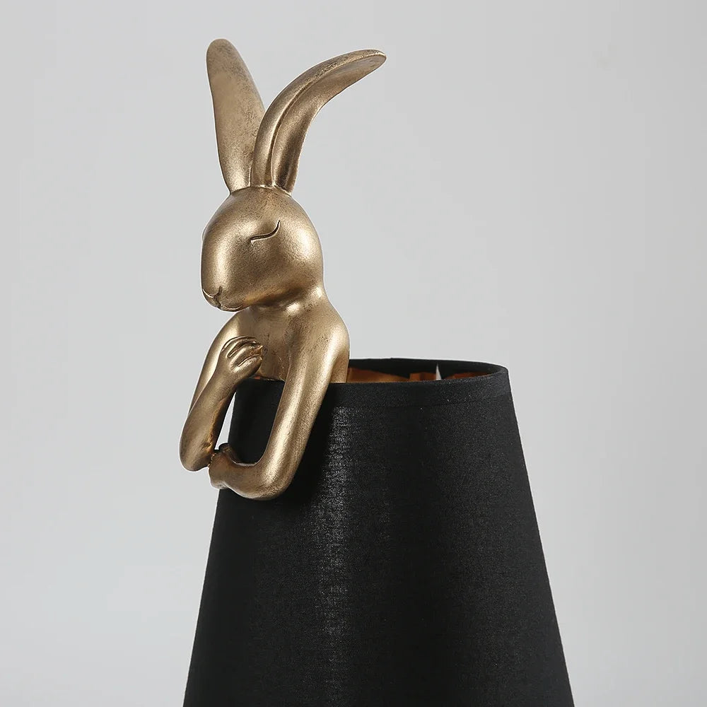 lampe de bureau lapin en résine design rétro pour décoration intérieure - vue 3 sur 12