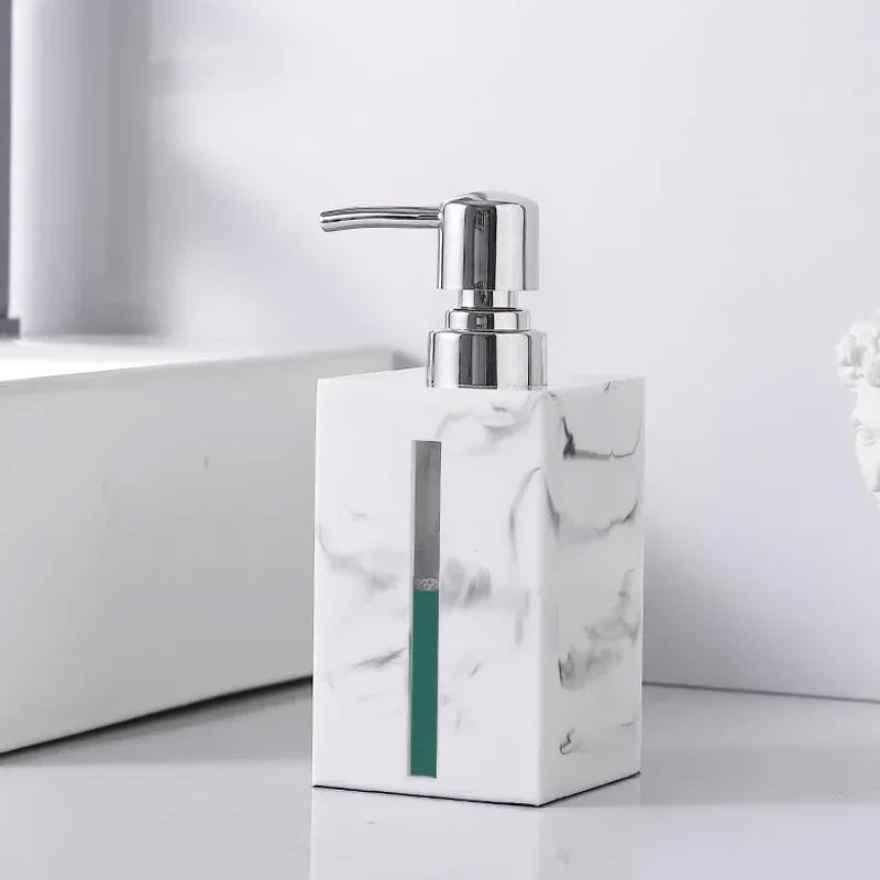 bouteille de désinfectant pour les mains et lotion portable - vue 4 sur 12