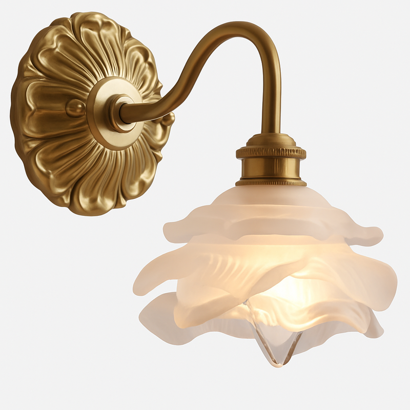 Lampe dorée et abat-jour en verre strié marron Omaja | Maisons du Monde