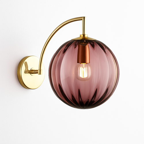 Applique murale LED avec tige dorée et boule en verre colorée