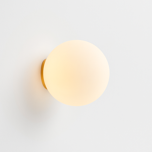 applique murale moderne en verre blanc pour divers espaces