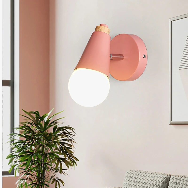 Applique murale nordique Macaron en fer et bois