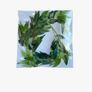 arrangement-floral-en-bambou-avec-poign-e-en-tissu-de-soie-5.png