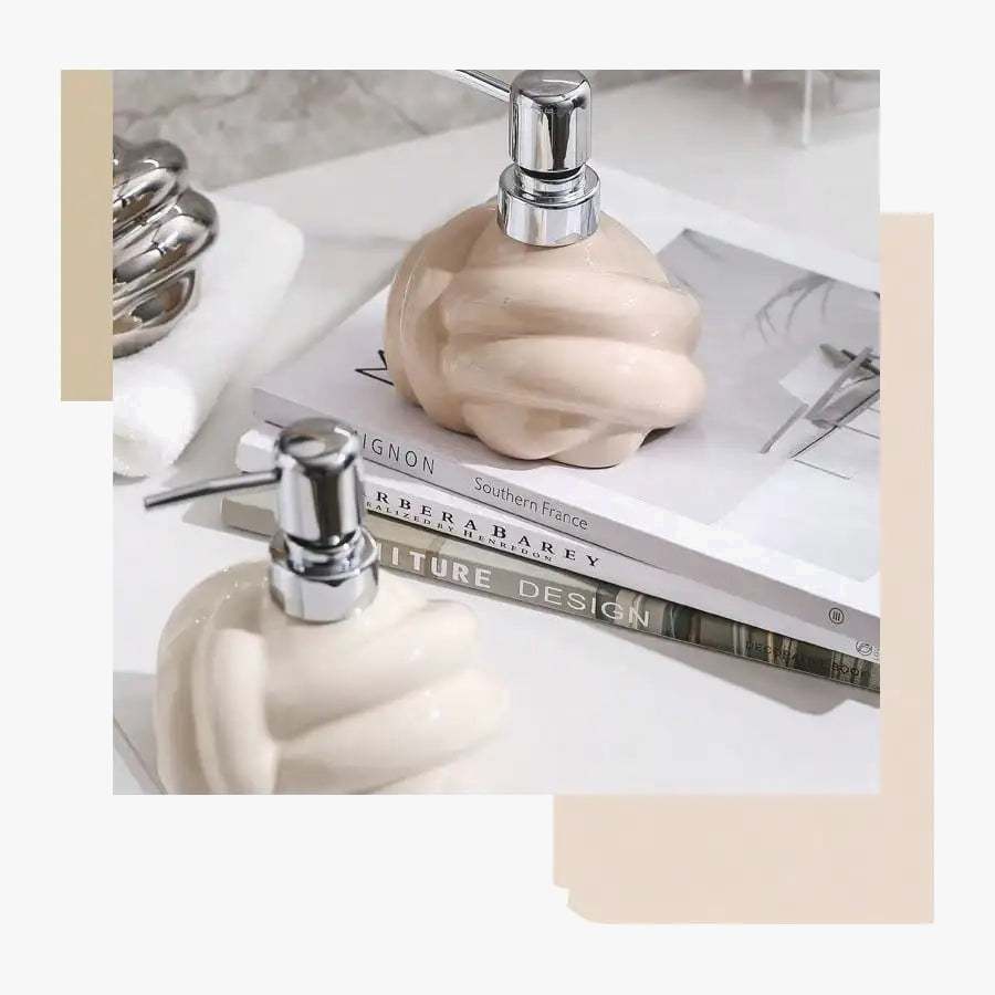 bouteille en céramique pour lotion et savon décorative