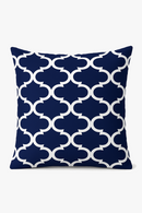 coussin-bleu-marine-g-om-trique-pour-canap-ou-d-coration-0.png