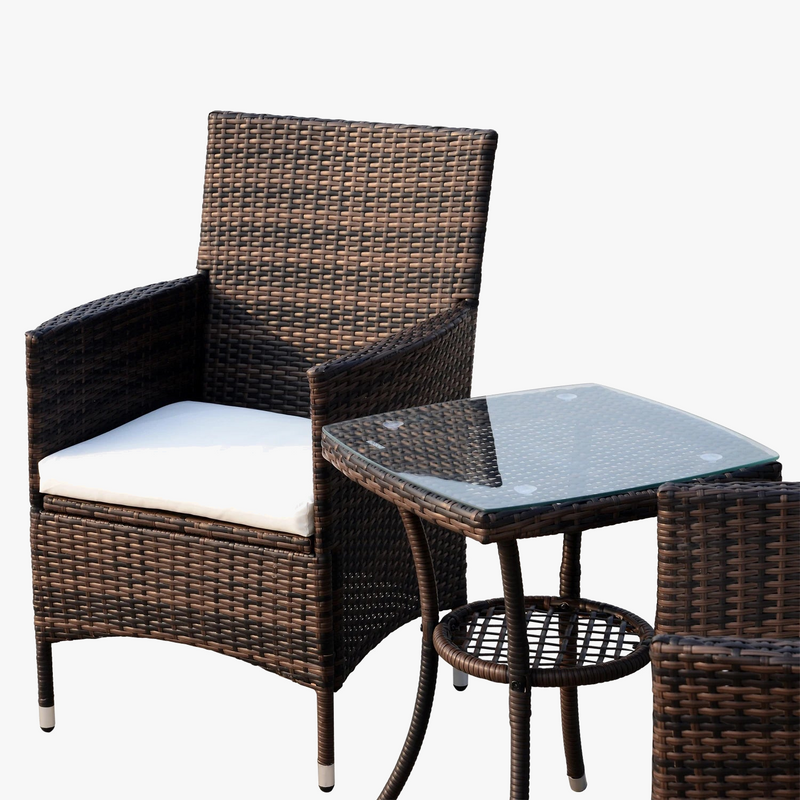 ensemble-de-jardin-en-rotin-avec-table-et-chaises-2.png