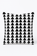housse de coussin moderne noir et blanc motif géométrique décoratif