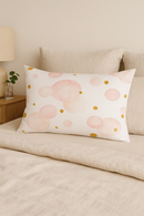 housse de coussin rose motif géométrique décoration intérieure tendance