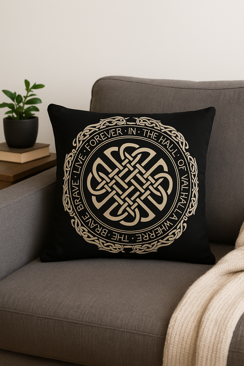 housse de coussin viking amulet motif géométrique noir et blanc - vue 2 sur 2