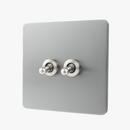 interrupteur-double-2-voies-en-acier-gris-bross-bords-arrondis-0.png