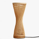 lampe-de-table-en-bambou-tiss-e-la-main-1.png