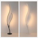 lampes-de-sol-en-forme-d-arbre-3.png