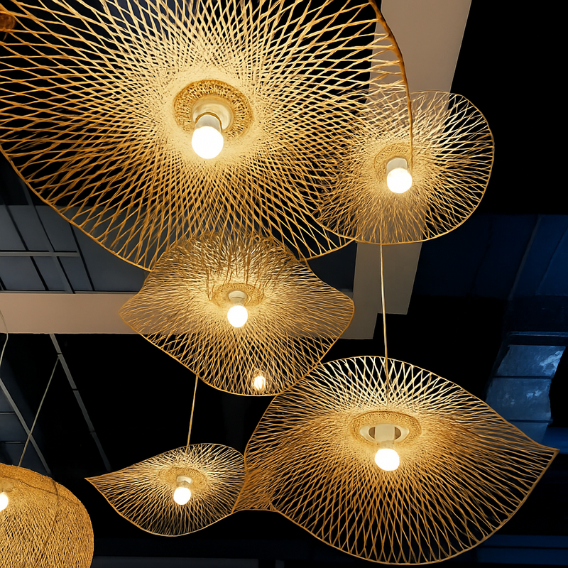 Lustres en osier tissé en bambou